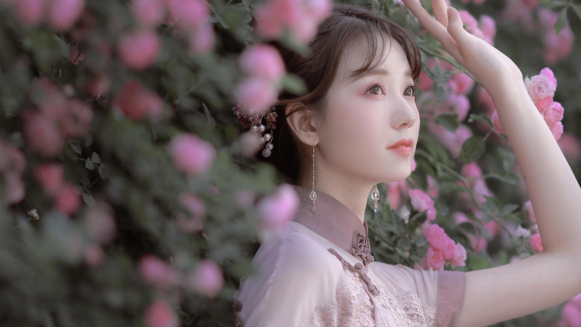 _光影灯光跑:夜晚城市的运动奇幻之旅_,2020灯光影像图