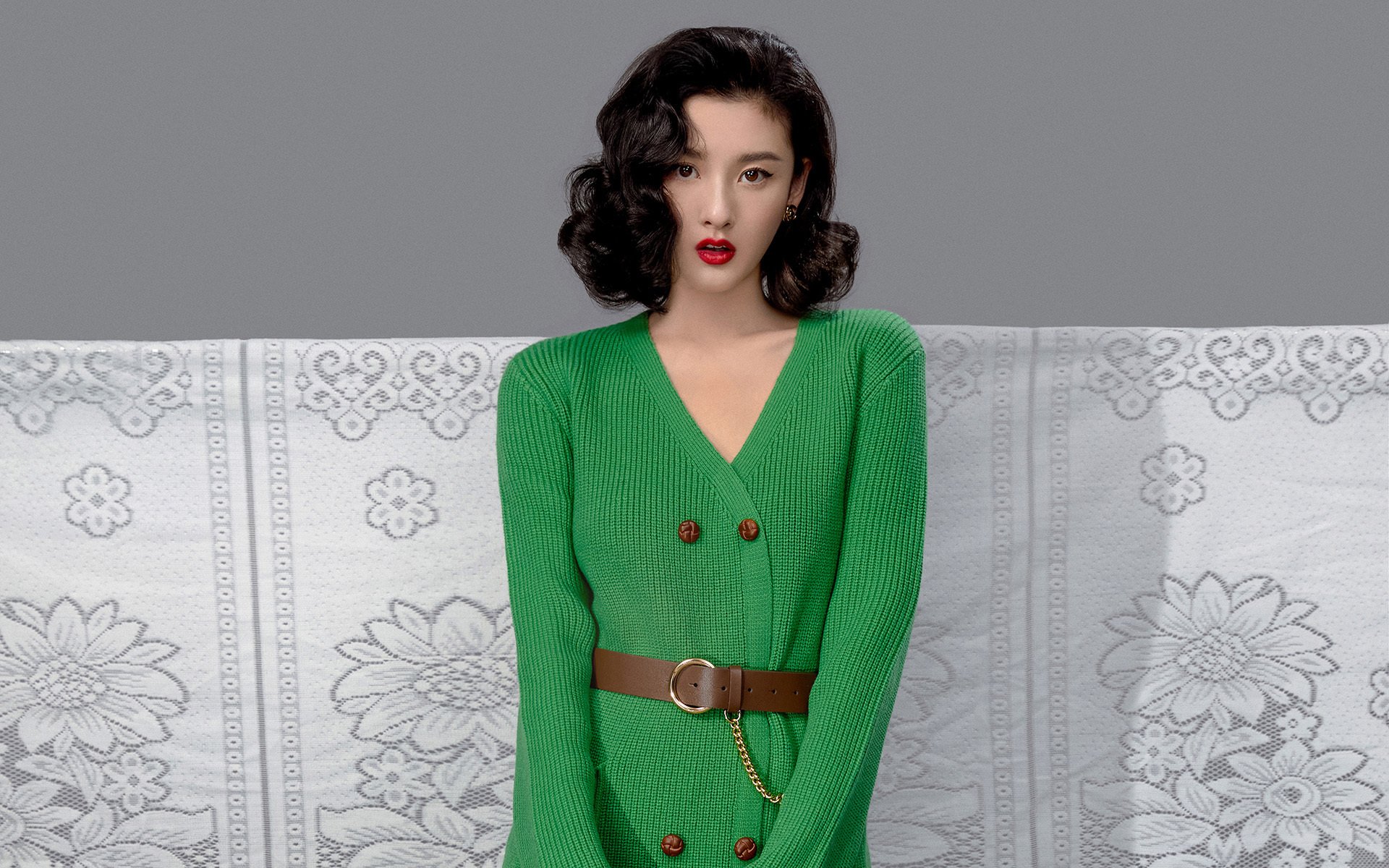 “篮球+健康”公益项目在全国各地同步推动,增强青少年体魄,公益篮球的宣传语