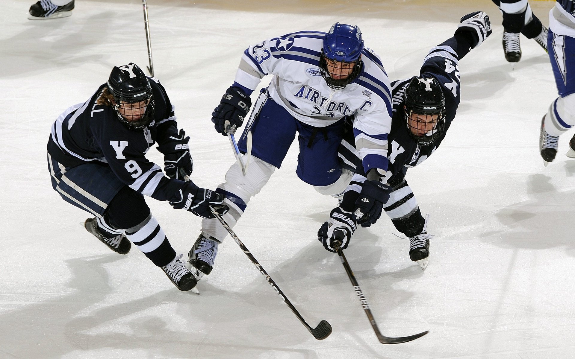 华体会体育官方网址-青少年篮球技能比赛激励机制完善，关于青少年篮球技术训练的基本要求